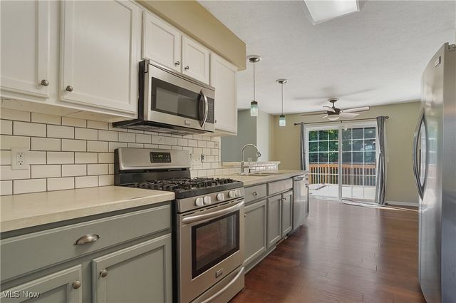 5697 Halwick Drive, Ravenna, OH 44266