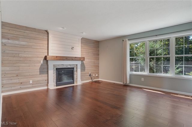 5697 Halwick Drive, Ravenna, OH 44266