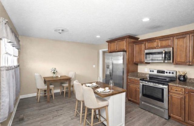 594 Keytown Rd, Portland, TN 37148