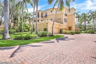 2826 Tiburon BLVD E 103, Naples, FL 34109