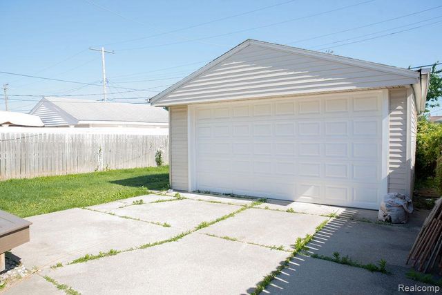 12772 Venness Street, Southgate, MI 48195