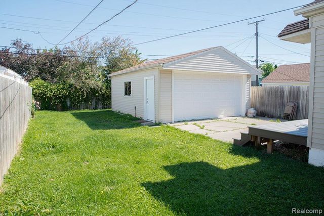 12772 Venness Street, Southgate, MI 48195