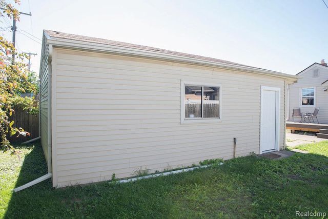 12772 Venness Street, Southgate, MI 48195