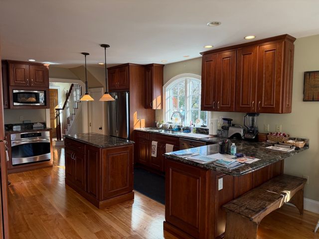 17 Central St, Marblehead, MA 01945