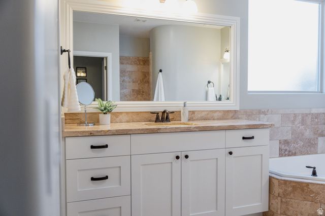 3288 W 2570 S, Hurricane, UT 84737