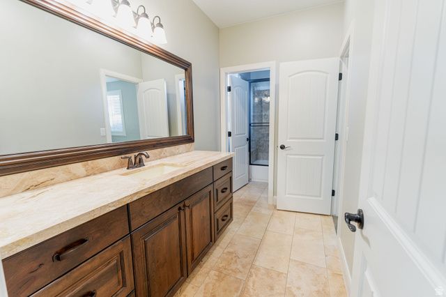 3288 W 2570 S, Hurricane, UT 84737