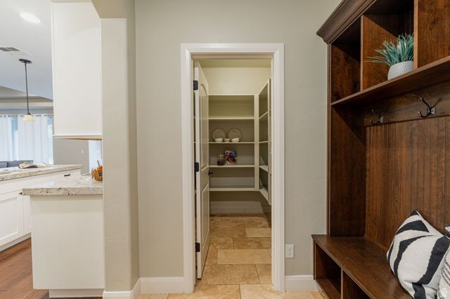 3288 W 2570 S, Hurricane, UT 84737