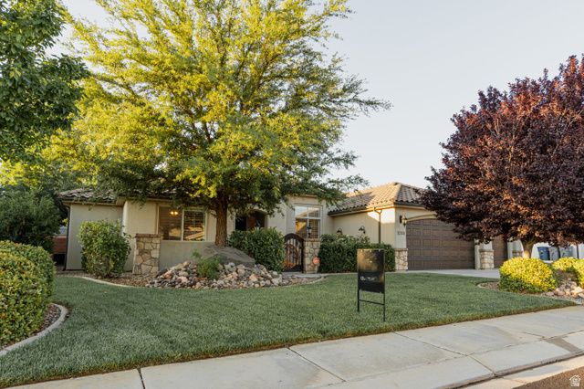 3288 W 2570 S, Hurricane, UT 84737