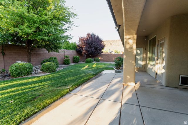 3288 W 2570 S, Hurricane, UT 84737