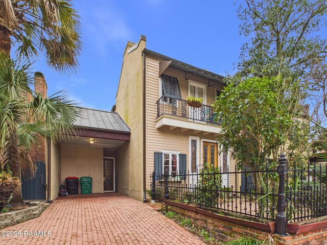 13 Shadows Drive, Lafayette, LA 70508