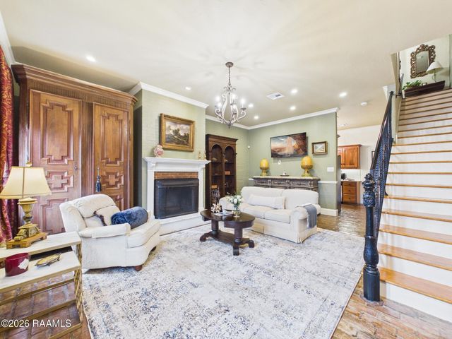 13 Shadows Drive, Lafayette, LA 70508