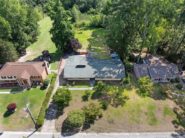 1946 Forest Hills Drive, Fayetteville, NC 28303