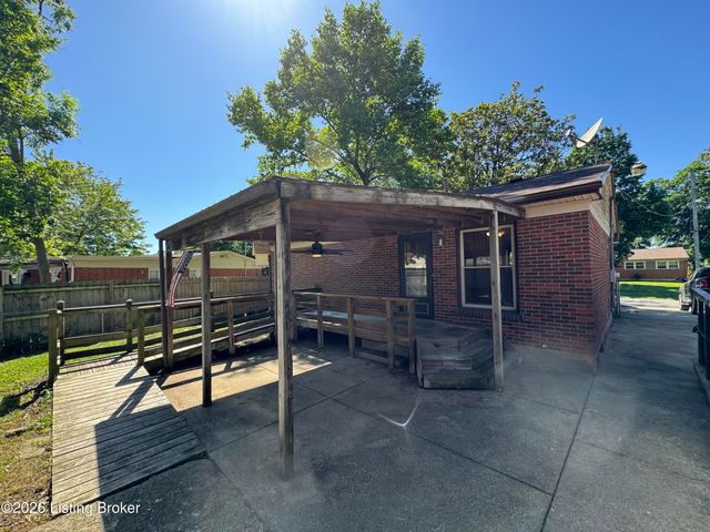 7906 Edsel Ln, Louisville, KY 40291