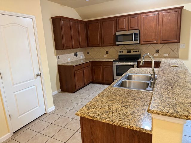 1452 Puerto Lago Drive, Little Elm, TX 75068