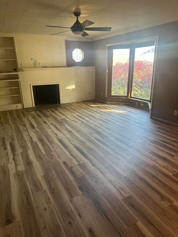 213 Bryan Street, Houston, MO 65483