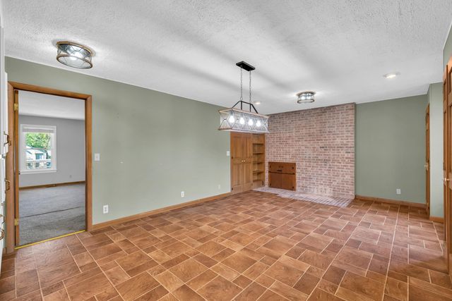 213 Bryan Street, Houston, MO 65483