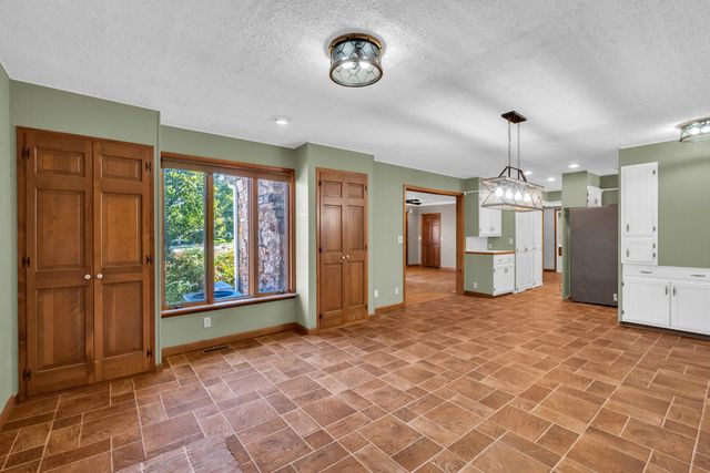 213 Bryan Street, Houston, MO 65483