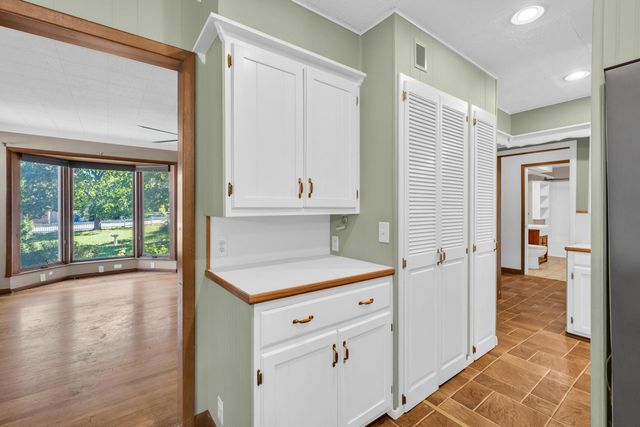 213 Bryan Street, Houston, MO 65483