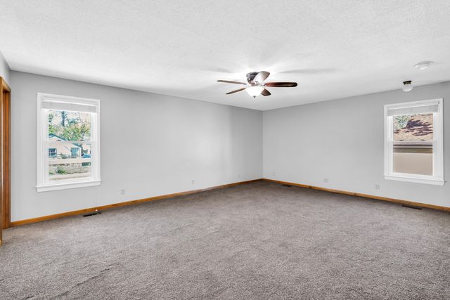 213 Bryan Street, Houston, MO 65483