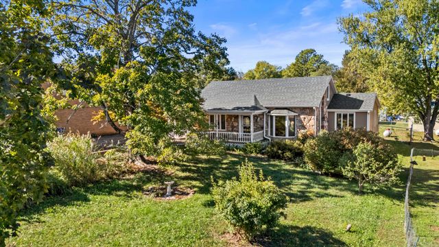 213 Bryan Street, Houston, MO 65483