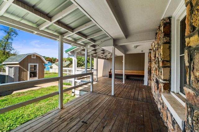 213 Bryan Street, Houston, MO 65483