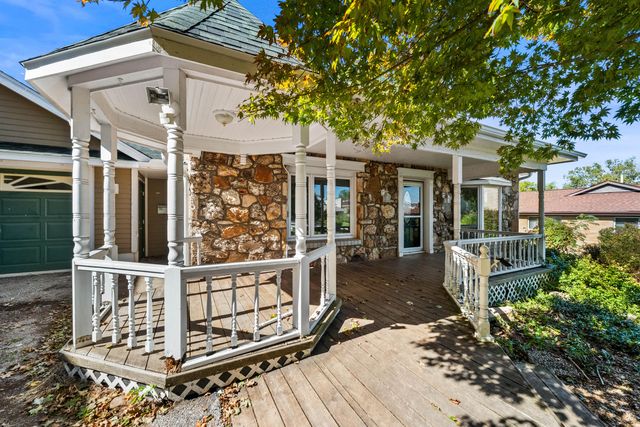 213 Bryan Street, Houston, MO 65483