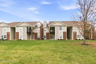 10201 Deer Vista Dr 103, Louisville, KY 40291