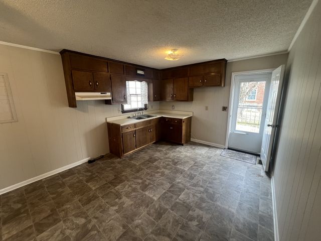 220 Apache Cir, Pulaski, TN 38478