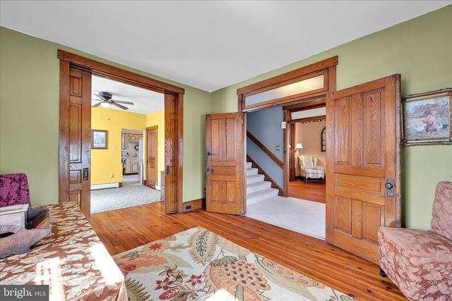 146 E MAIN ST, Adamstown, PA 19501