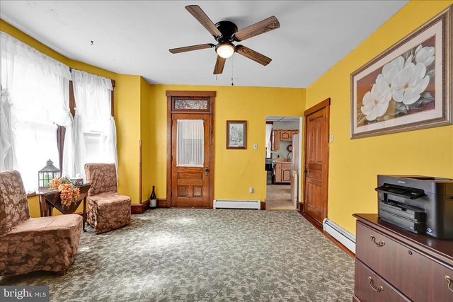 146 E MAIN ST, Adamstown, PA 19501