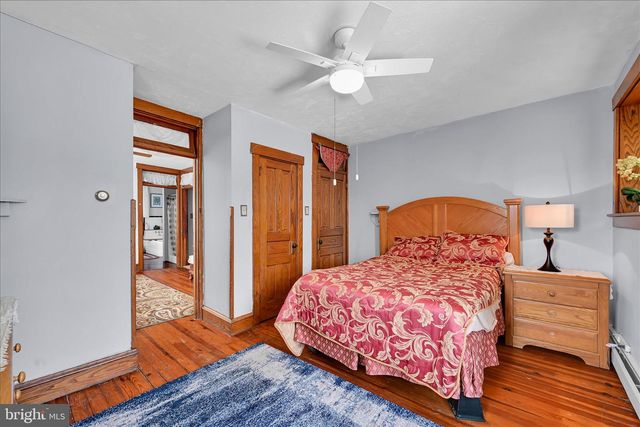 146 E MAIN ST, Adamstown, PA 19501