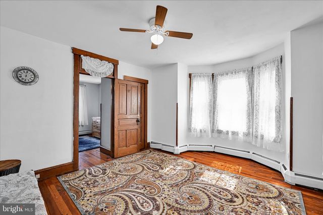 146 E MAIN ST, Adamstown, PA 19501
