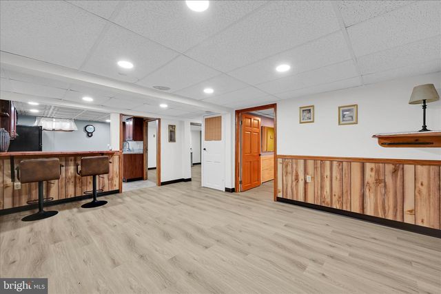 146 E MAIN ST, Adamstown, PA 19501