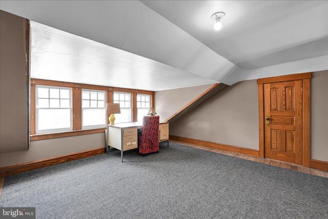 146 E MAIN ST, Adamstown, PA 19501
