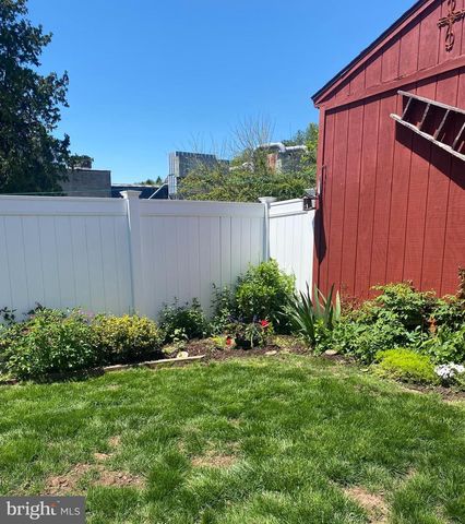 146 E MAIN ST, Adamstown, PA 19501