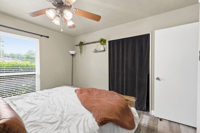 5044 Shannon Drive, The Colony, TX 75056