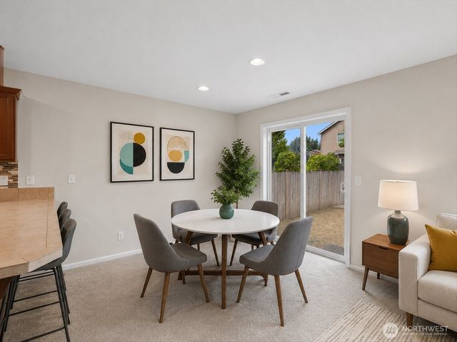 24036 SE 262nd Place, Maple Valley, WA 98038