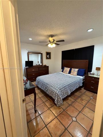 12925 SW 22nd St, Miami, FL 33175