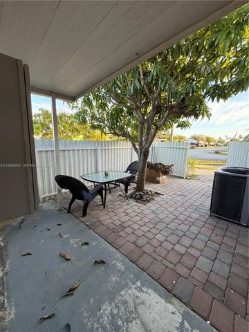 12925 SW 22nd St, Miami, FL 33175