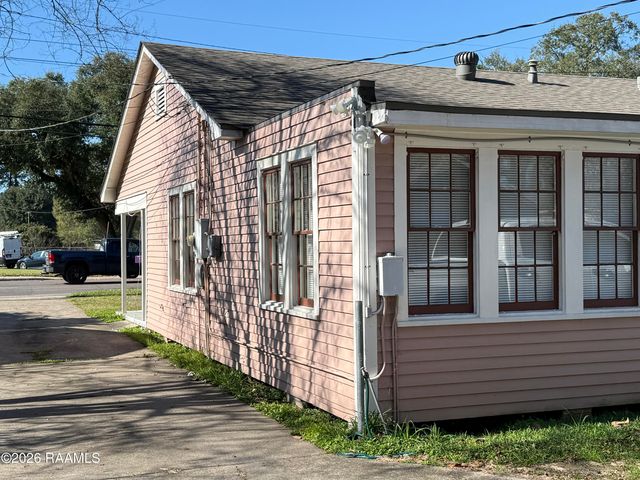 1322 W University Avenue, Lafayette, LA 70506