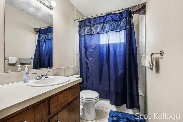 3209-3211 Coach Lane Se, City Of Kentwood, MI 49512