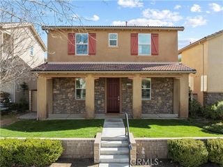 28384 Vista Del Rio, Valencia (santa Clarita), CA 91354