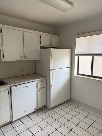 4465 LUXEMBURG Court 204, Lake Worth, FL 33467