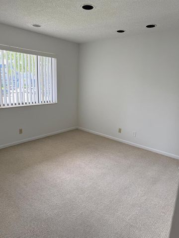 4465 LUXEMBURG Court 204, Lake Worth, FL 33467