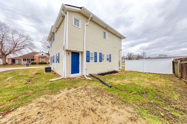 1 S Meridian Street, Greenwood, IN 46143