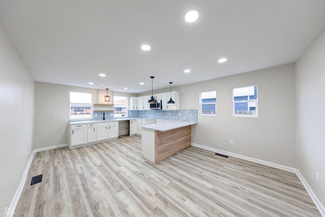 1 S Meridian Street, Greenwood, IN 46143