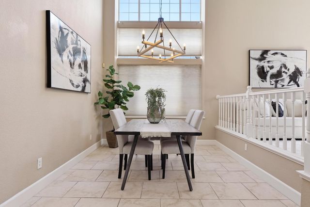 2318 Heron Ct, Rocklin, CA 95765