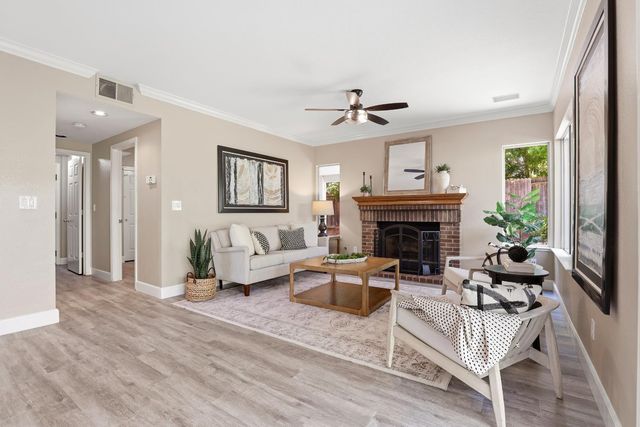 2318 Heron Ct, Rocklin, CA 95765