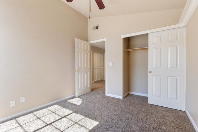 2318 Heron Ct, Rocklin, CA 95765