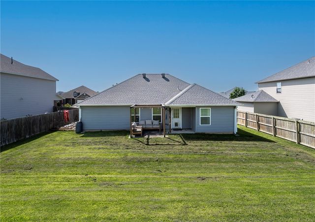 410 Driftwood Street, Lowell, AR 72745
